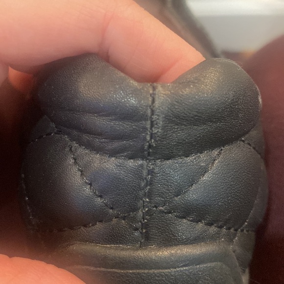 Youth Land’s End Quilted Velcro Shoes - Picture 13 of 16